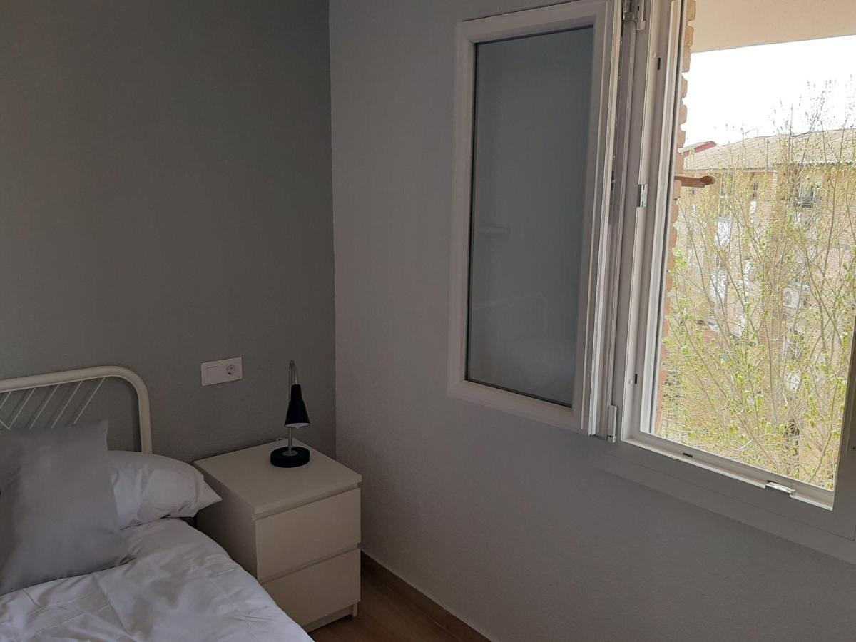 Plaza Andalucia Apartment -A 10Min Caminando Del Puente Romano Cordoba Luaran gambar