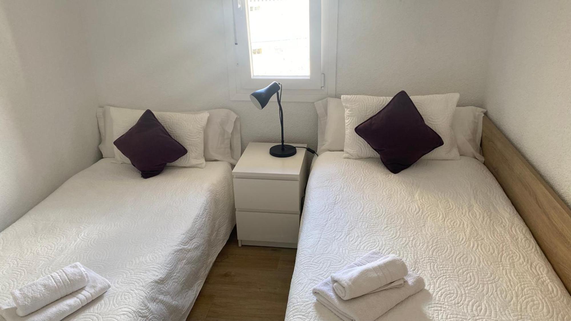 Plaza Andalucia Apartment -A 10Min Caminando Del Puente Romano Cordoba Luaran gambar